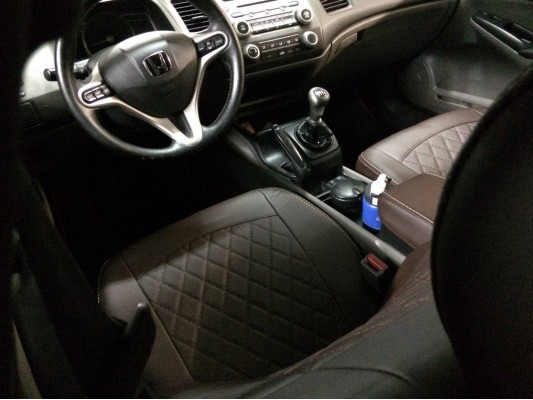 Авточехлы на Honda Civic 8 4D Авточехлы на Honda Civic 8 4D