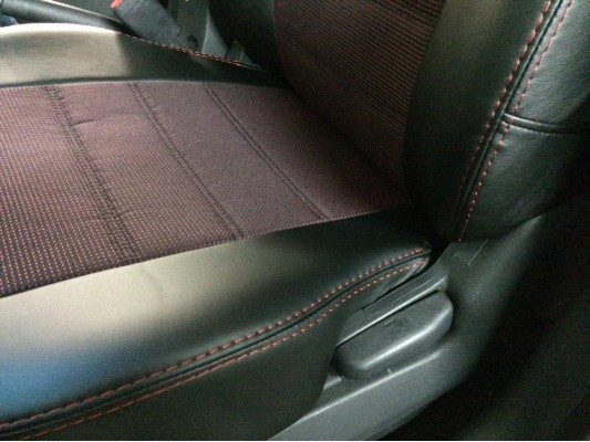 Авточехлы на Hyundai Tucson JM Авточехлы на Hyundai Tucson JM