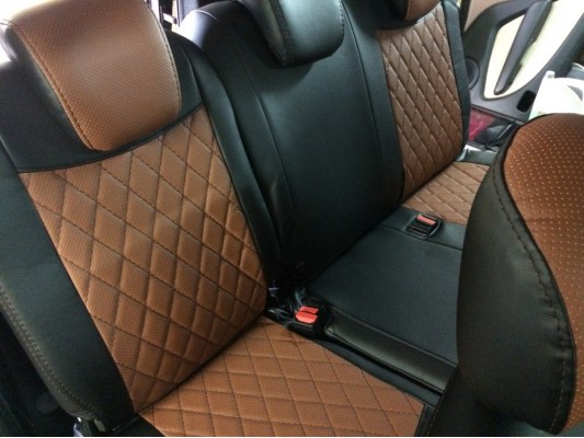 Авточехлы на Lada Largus Авточехлы на Lada Largus