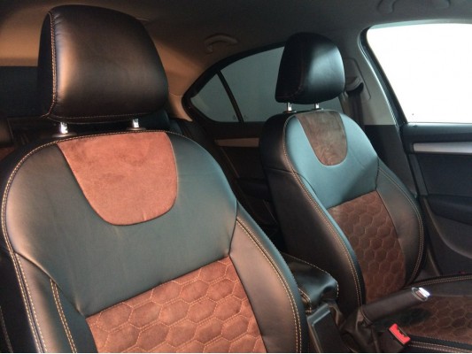 Каркасные авточехлы на Skoda Octavia A7