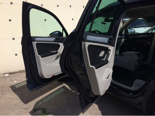 Перетяжка дверных карт Перетяжка дверных карт